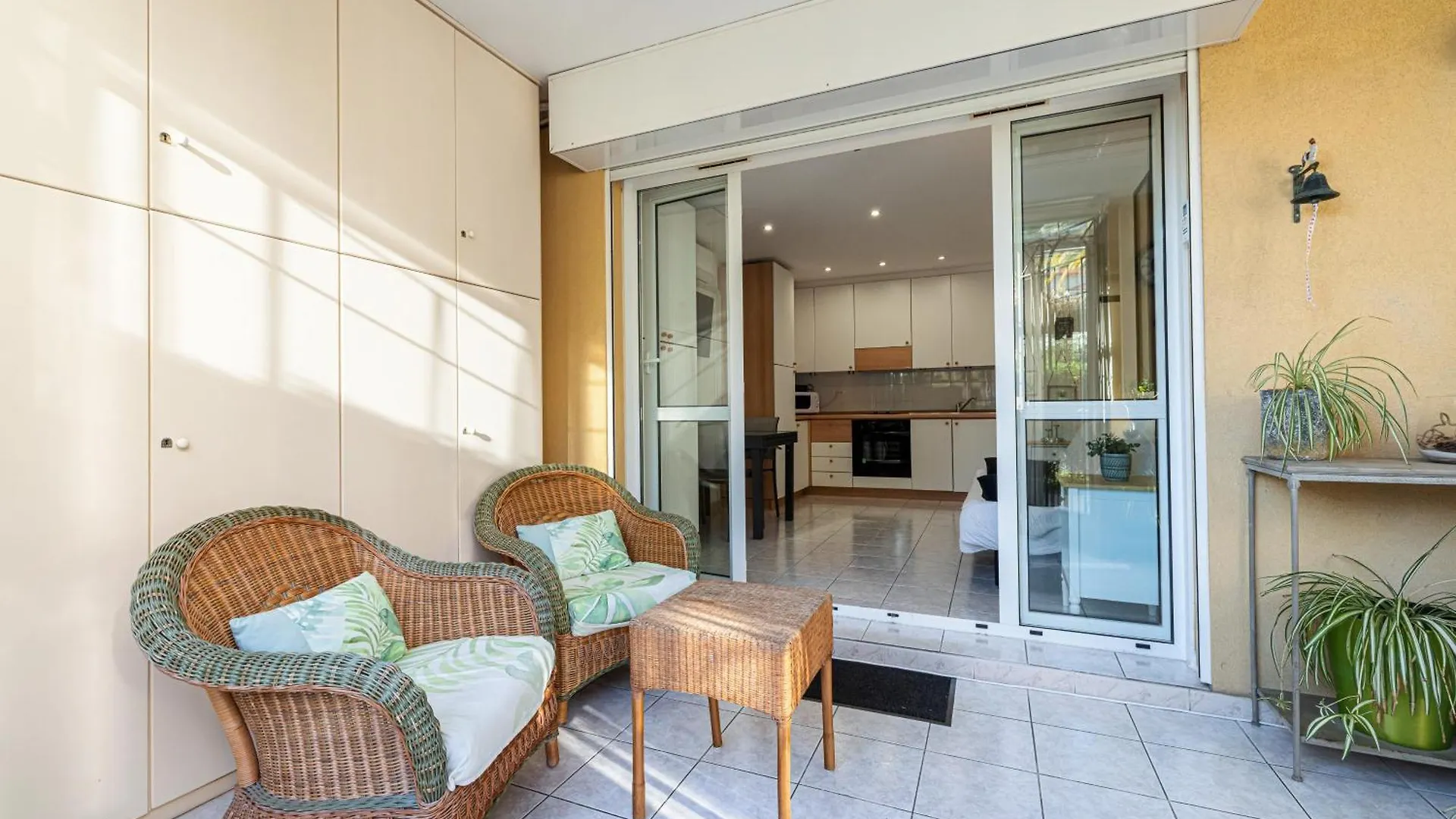 Apartment St Laurent - Appartement Au Calme Avec Terrasse & Parking Menton